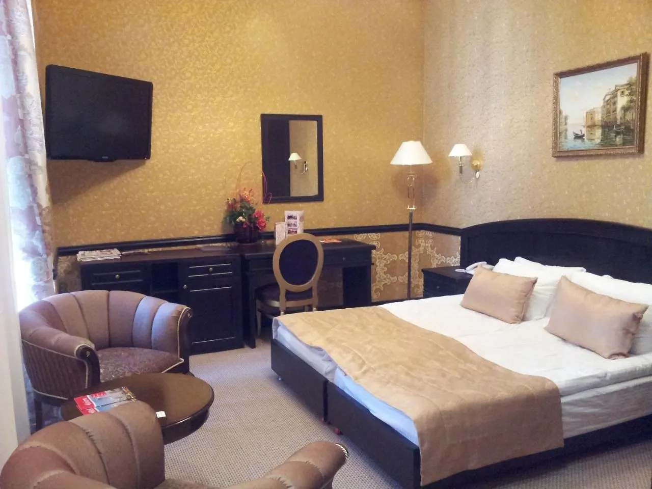 Belon Lux Hotel Nur-Sultan  3*, Nur-Sultan (Astana)
